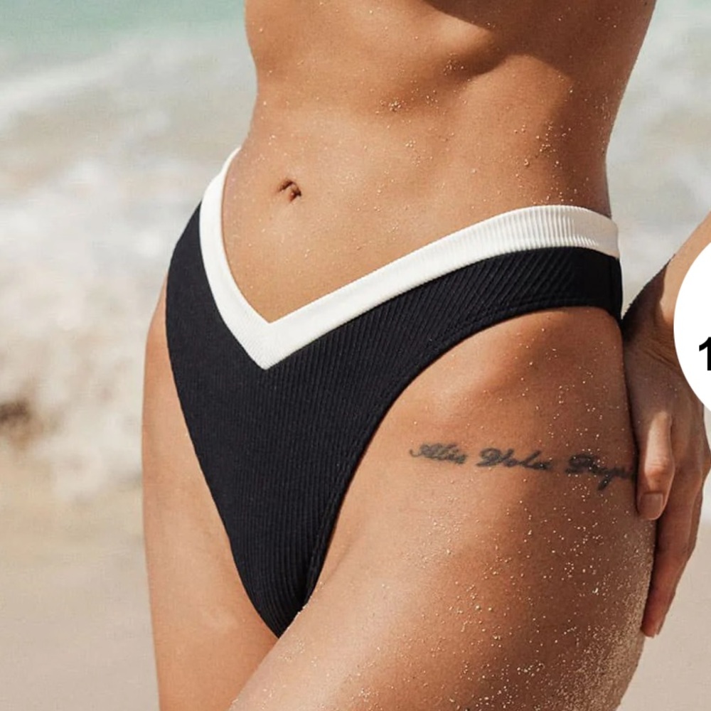 Berlook- Contrast Trim Bikini bottom